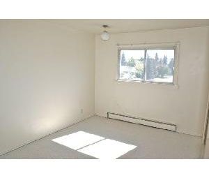 2 Bed 1 Bath Balcony Ottewell Edmonton - Photo 3