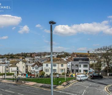 5 bedroom terraced house to rent - Photo 4