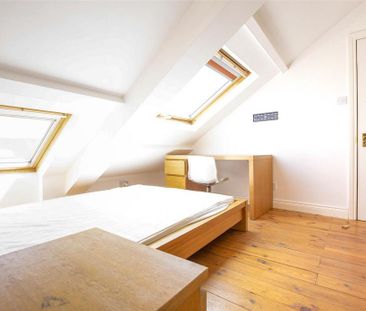 6 bedroom terraced house to rent - Photo 4