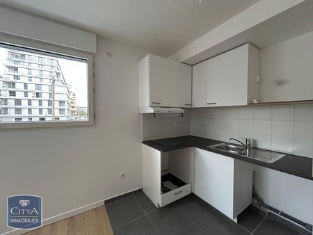 Location Appartement 4 pièces 75m² RUEIL MALMAISON 92500 - Photo 4