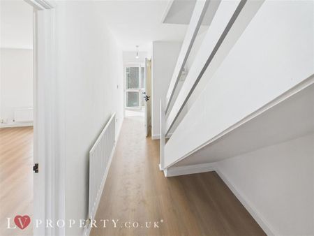 3 bedroom terraced house to rent - Photo 2
