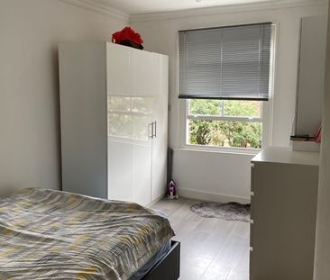 2 Bed Maisonette, Trinity Road, N22 - Photo 2