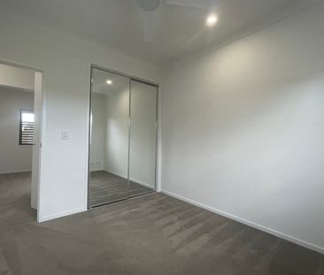 3/60 Lovegrove Street, Zillmere, Qld 4034 - Photo 3