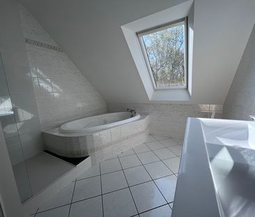 Location Maison 5 pièces 129m² - Photo 6