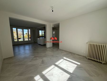 Appartement 4 pièces à louer à La Celle Saint Cloud - Photo 2