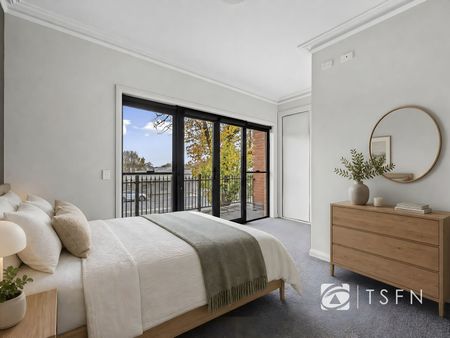 Premium Lifestyle Location - 5 Month Lease Only - Photo 3