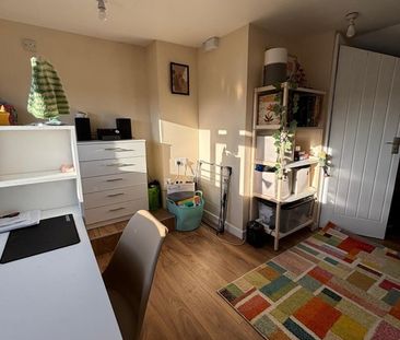 Room in a Shared House, Conley Road, NW10 - Photo 5