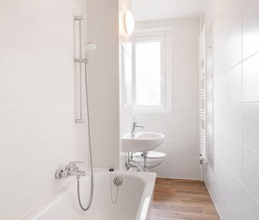 Frisch sanierte Wohnung sucht nette Familie - Photo 2