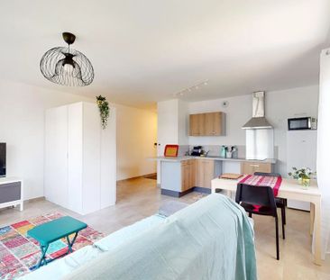 Location Appartement 1 pièces 39 m2 à Émerainville - Photo 1
