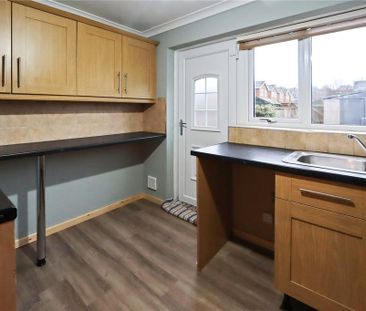 2 bedroom terraced house to rent - Photo 4