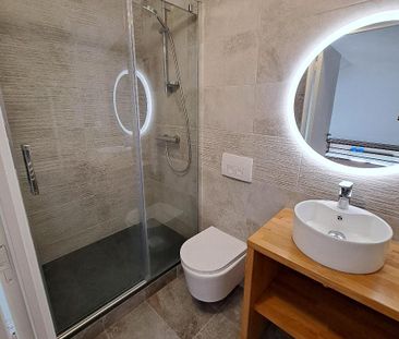 Location Appartement 2 pièces 47m² FARGUES ST HILAIRE 33370 - Photo 4