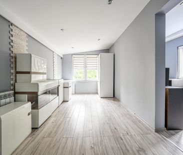 4 pokoje ok.100 m2- Zawodzie zaledwie 10 min od UE - Zdjęcie 6