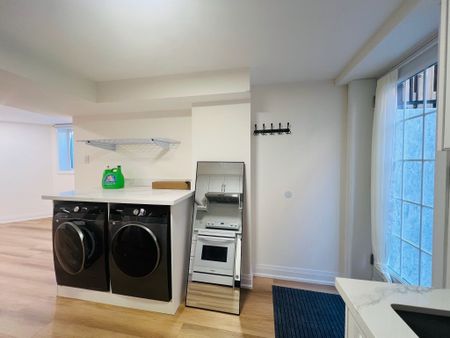 For Lease - 2807 Guilford Crescent Unit# Basement, Oakville, Ontario - Photo 3