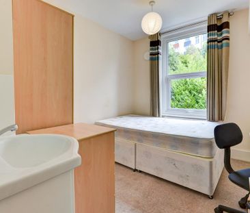 6 bedroom house to rent - Photo 3