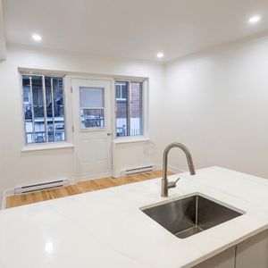 4½ à Louer — Côte-des-Neiges–Notre-Dame- - Photo 3