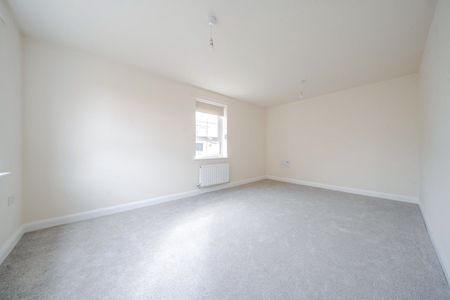 Southwold Drive, Hampton Beach, Peterborough - Photo 2