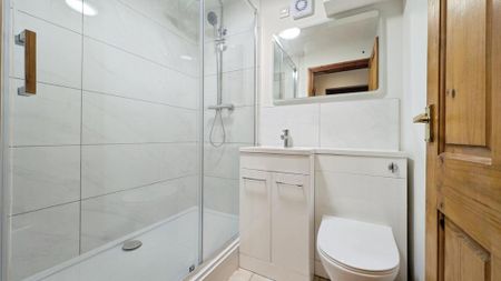 1 bedroom barn conversion to rent - Photo 5