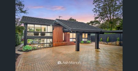 Luxury Poolside Family Home - Photo 4