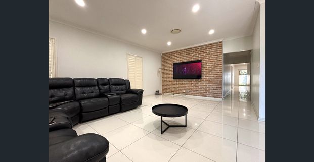 Perfect for Comfortable Living! - Photo 1