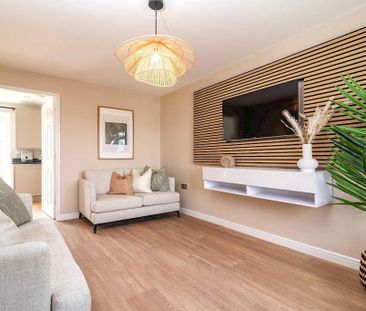 3 bedroom semi-detached house to rent - Photo 1