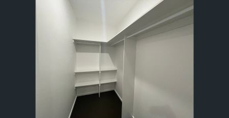 Family Home in Convenient Location! - Photo 5