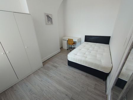 Finlay Street, Liverpool. - Photo 2