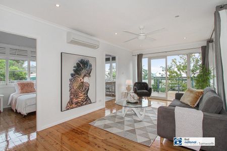 Beautiful Home Located in East - Photo 3