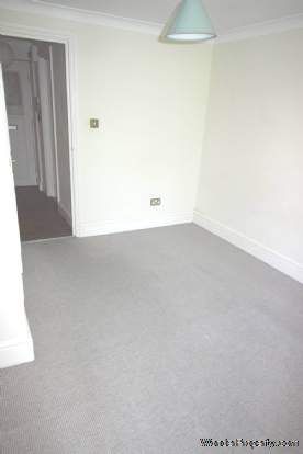 1 bedroom property to rent in London - Photo 2