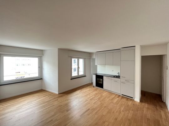 Einziehen und wohlfühlen - Singlewohnung in Wiedikon - Foto 1