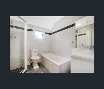 This is Modern Living at its Best - Photo 3