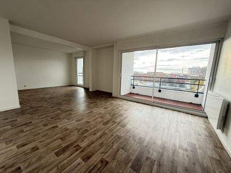 Location Appartement 3 pièces 83m² DUNKERQUE 59240 - Photo 2