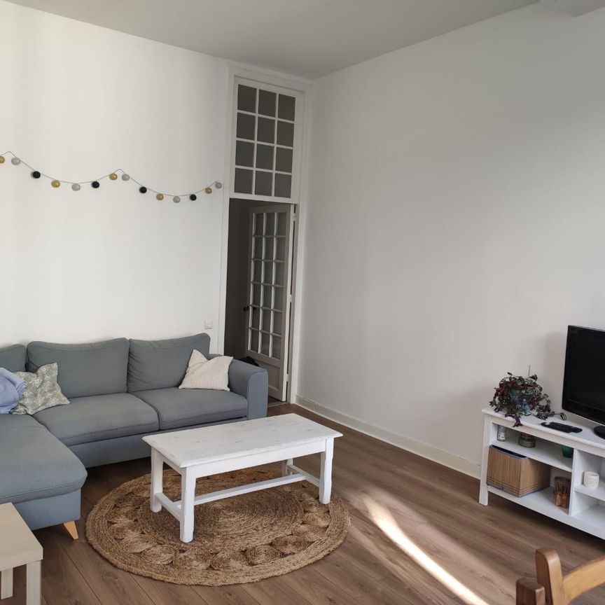 Location Appartement 2 pièces 55m² BORDEAUX 33000 - Photo 1