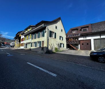5.5-Zimmer-Wohnung mit Balkon und Gartenmitbenützung - einfacher Au... - Foto 6