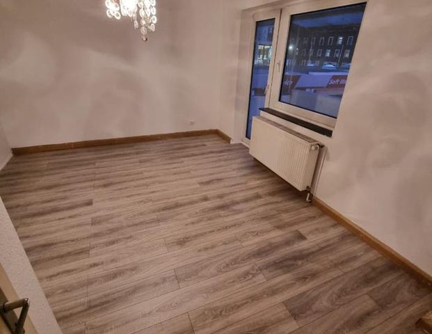 Helle 3-Zimmer Wohnung in Rheinhauserstr. 173, Duisburg-Hochfeld! - Photo 1