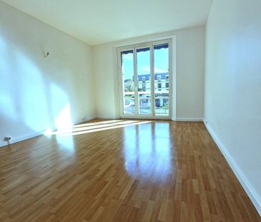 Location Appartement 3 pièces 63m² ST MAUR DES FOSSES 94210 - Photo 4