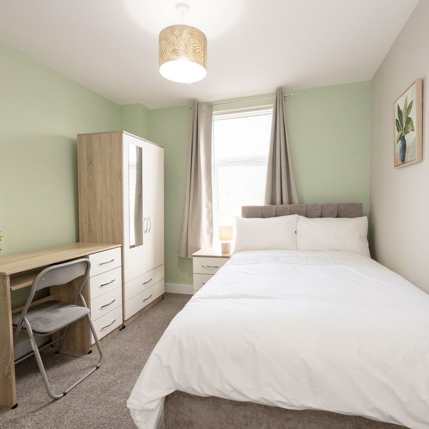 Chester Road Room 1 - Photo 1