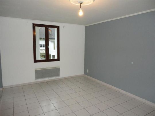 Location Appartement 2 pièces 38m² SENS 89100 - Photo 1