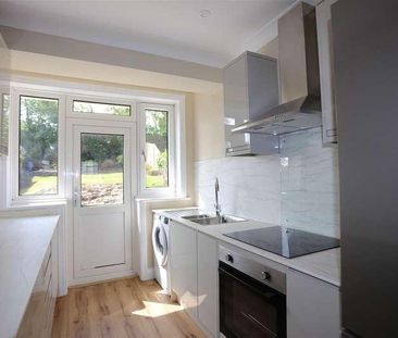 Elm Drive, Hove, BN3 - Photo 2
