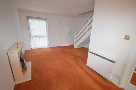 2 bedroom terraced house to rent - Photo 2