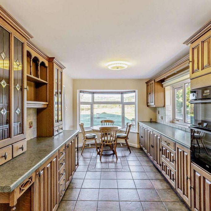 5 bedroom detached house to rent - Photo 1