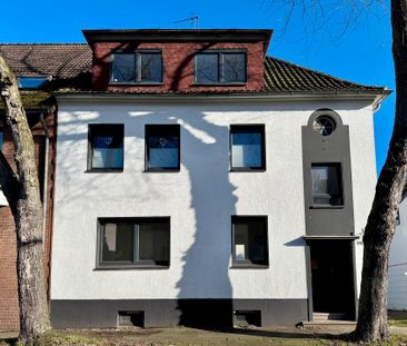 Großzügig Moderne Dachgeschoss Wohnung mit Gauben (2. Geschoss) - Photo 2