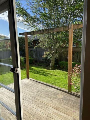 Sunny Home in Richmond - Photo 5