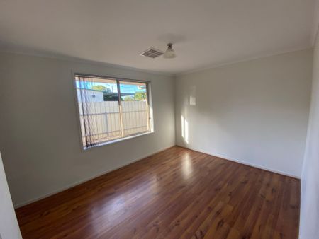 Bright and Modern &vert; Situated in Great Location - Photo 2