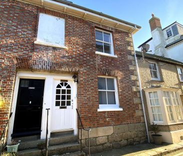 A delightful 3 bedroom traditional three storey Marazion town house... - Photo 6