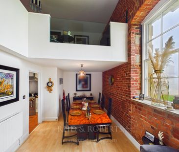 To Let 3 Bed House - Terraced Wynnstay Hall Estate, Ruabon, Wrexham... - Photo 3