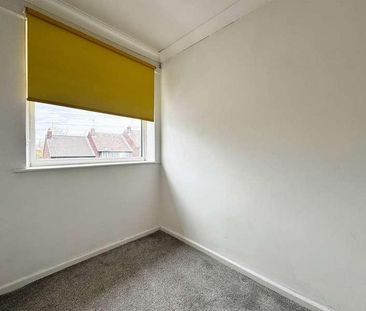 Turf Lane, Royton, OL2 - Photo 5