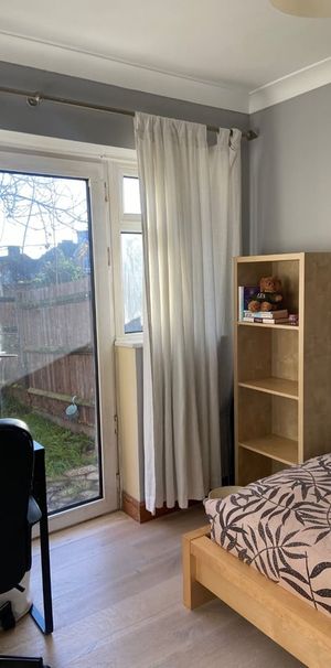 Room in a Shared House, Templemead Close, W3 - Photo 1