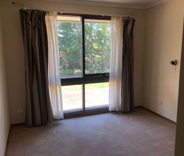 Family Home In Old Ocean Grove - Photo 6