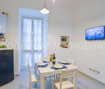 Trilocale via Bartolomeo Guidobono 32, Centro Storico, Savona - Foto 1