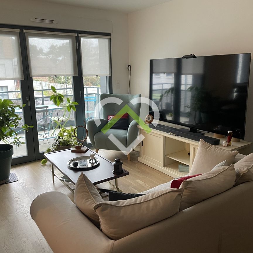 Villeneuve d'ascq quartier ASCQ à 2 pas des commerces, des bus et du métro " Triolo" - Photo 1